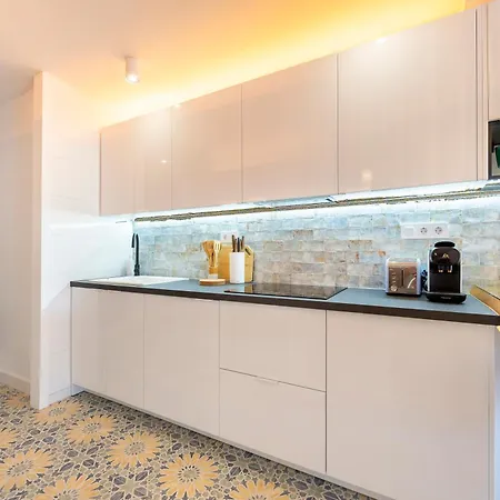 Golf Apartment *